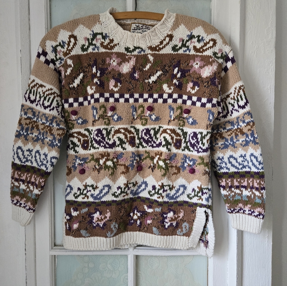 Heirloom Collectibles Vintage Floral Knit Sweater Beige Multi Small